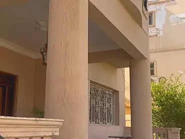 فيلا منفصلة للبيع في كمبوند الدبلوماسيين، كمبوند بالتجمع الخامس، 1000 متر