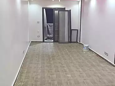شقق للبيع في شارع الاربعين، بيانكي، 130 متر