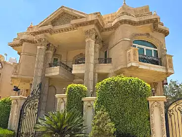 Villas For sale in Northern 90th St., 90th Street, 1220 sqm