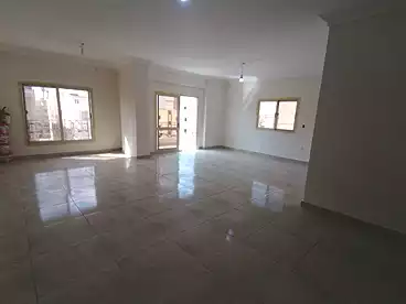 Apartments For sale in Abdallah El Nadim St., El Narges Omarat, 220 sqm