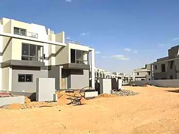 For sale in Bloomfields Compound - Tatweer Misr, Compounds in El Mostakbal City, 195 sqm