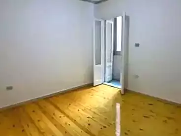 Apartments For rent in Ganaklis, Alexandria, 125 sqm
