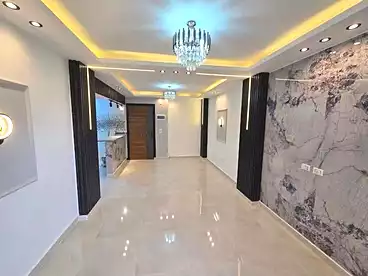في طريق مدينتي، المنطقه الأولى عمارات، 157 متر