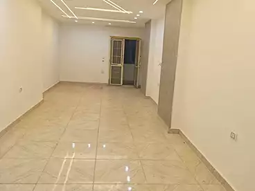 شقق للبيع في اللبيني، فيصل، 160 متر