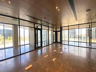 Offices For rent in Cairo Festival City Mall - CFC, Cairo Festival City Compound - Al Futtaim, 151 sqm