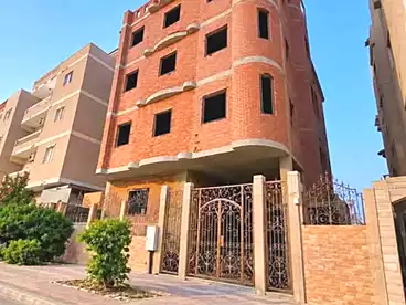 Building For sale in 15th of May, Greater Cairo, 260 sqm