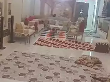 عقارات للبيع في شارع الشيشيني، المريوطية، 225 متر