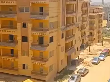 للبيع في كمبوند اتحاد البنوك، كمبوند بالتجمع الخامس، 145 متر