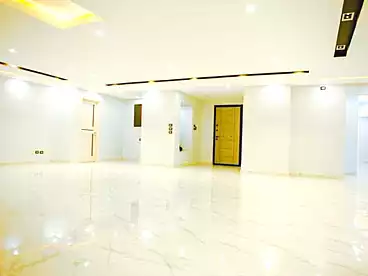 إداري للإيجار في شارع 20، سرايات المعادي، 450 متر