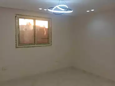 شقق للبيع في شارع المجزر الالي، اللبيني، 160 متر