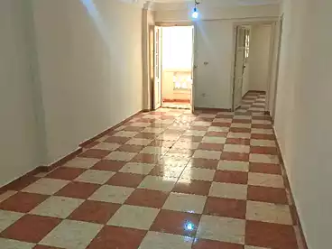 شقق للبيع في شارع نبوي المهندس، المندرة، 100 متر