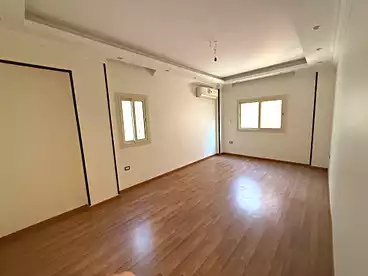 Apartments For rent in Street 1, Fourth Neighborhood, 170 sqm