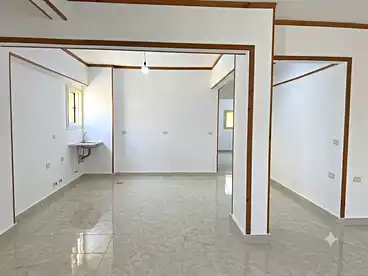 شقق للإيجار في شارع عمر مكرم، النرجس 8، 180 متر