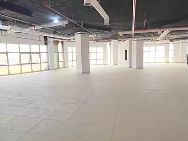 Administrative For rent in Northern 90th St., 90th Street, 500 sqm
