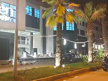 عيادات للإيجار في اللوتس الجنوبيه، اللوتس، 79 متر