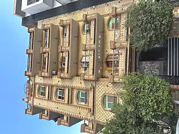 عمارات للبيع في المجاورة الثالثة، الحي الرابع، 1100 متر