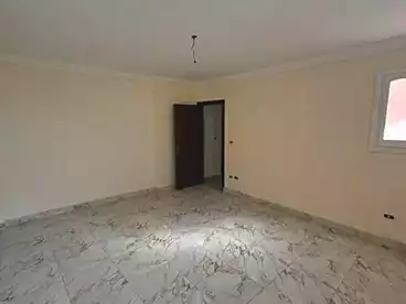 Apartments For sale in Abou Quer St - El Horeya Rd, Ganaklis, 160 sqm