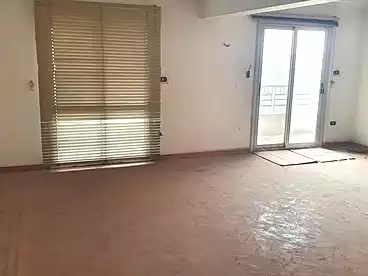 شقق للبيع في محرم بك، الاسكندرية، 122 متر