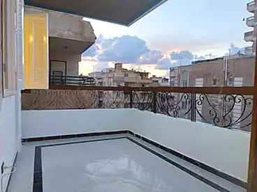 Apartments For sale in Shatee El Nakheel, Al Agamy, 200 sqm