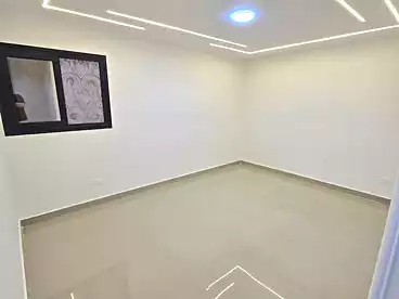 Apartments For sale in Iskandar Ibrahim St., Miami, 175 sqm