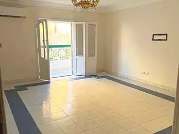 Apartments For rent in Street 10, Fifth Neighborhood, 105 sqm