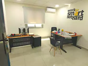 in Carrefour Main Street, Zahraa El Maadi, 100 sqm