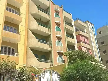Building For sale in Neighborhood 4th, West Somid, 1200 sqm
