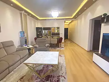 للبيع في شارع محمد صبري ابو علم، النرجس عمارات، 131 متر