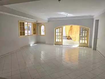Apartments For sale in El Bashwat St., Bianchi, 140 sqm