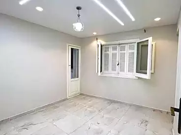 شقق للبيع في البيطاش، العجمي، 120 متر
