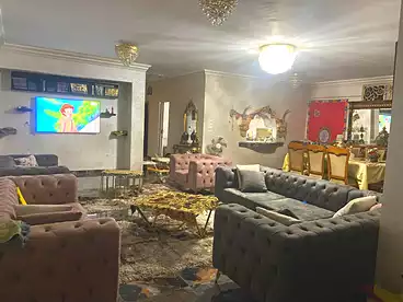 عقارات للبيع في قطعة 342، البنفسج عمارات، 240 متر