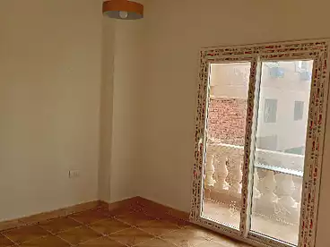 Apartment للإيجار في المجاوره الرابعه، المنطقة الثانية - حي الزهور، 136 متر