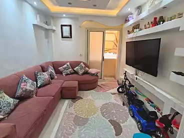 عقارات للبيع في شارع أدفو، كامب شيزار، 80 متر