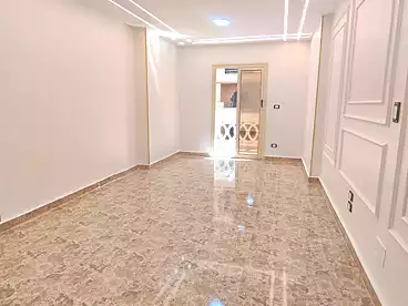شقق للبيع في شارع خالد بن الوليد، سيدي بشر بحري، 135 متر