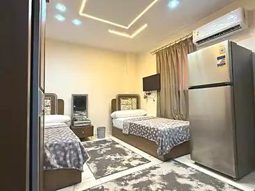 شقق للإيجار في شارع المعهد، الحي الأول، 35 متر