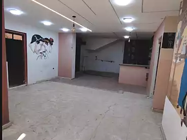 Shops For sale in Gameat El Dewal El Arbabeya St, El Mohandeseen, 70 sqm