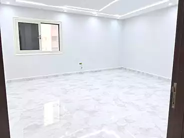 عقارات للإيجار في شارع المشير أحمد إسماعيل، سيدي جابر، 110 متر
