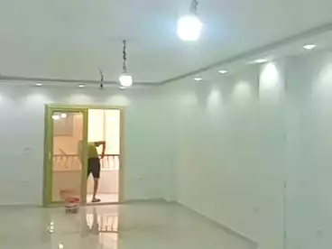 شقق للإيجار في اللبيني، فيصل، 180 متر