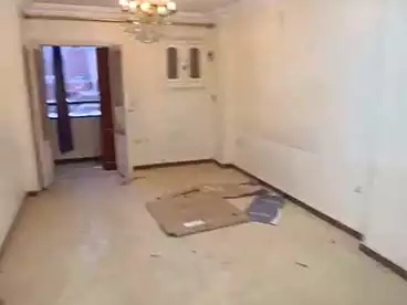 Apartments For sale in Ibrahim Abd El Razik St, Ain Shams El Sharkia, 90 sqm