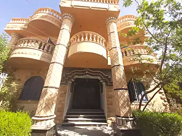 فيلا منفصلة للبيع في الحي السابع، الشيخ زايد، 1100 متر