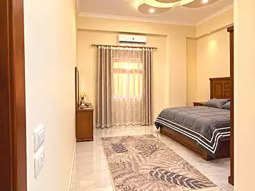 عقارات للإيجار في شارع مكة المكرمة، المجاوره العاشره، 170 متر