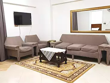 عقارات للإيجار في شارع الأنبا يؤنس، كامب شيزار، 130 متر