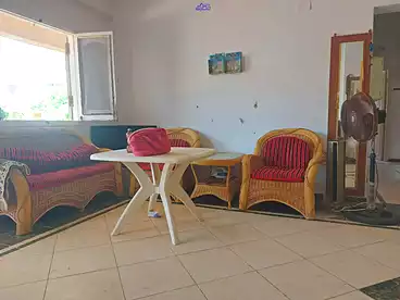 شقق للبيع في الكيلو 21، العجمي، 320 متر