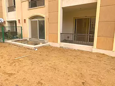 Apartments For sale in Stone Residence - PRE, Compounds in New Cairo, 200 sqm