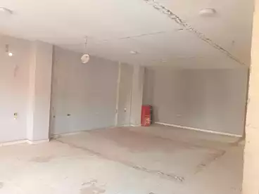 Building For sale in Industrial Zone, New Cairo - 5th Settlement, 1000 sqm