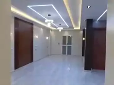 Roof For sale in Gesr El Suez St., Nozha 2, 185 sqm