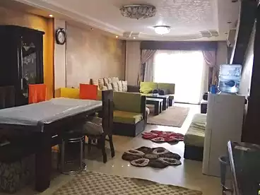 شقق للبيع في شارع راغب، العزبة القبلية، 225 متر