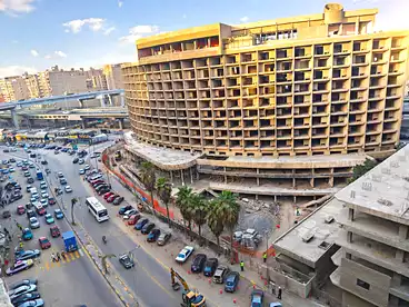 شقق للبيع في شارع المجزر الالي، اللبيني، 200 متر