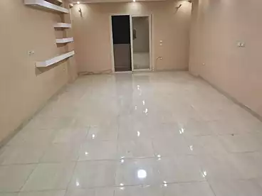 شقق للبيع في شارع سلطان خطاب، اللبيني، 140 متر