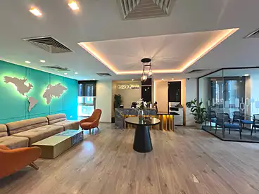 Administrative For rent in Northern 90th St., 90th Street, 550 sqm
